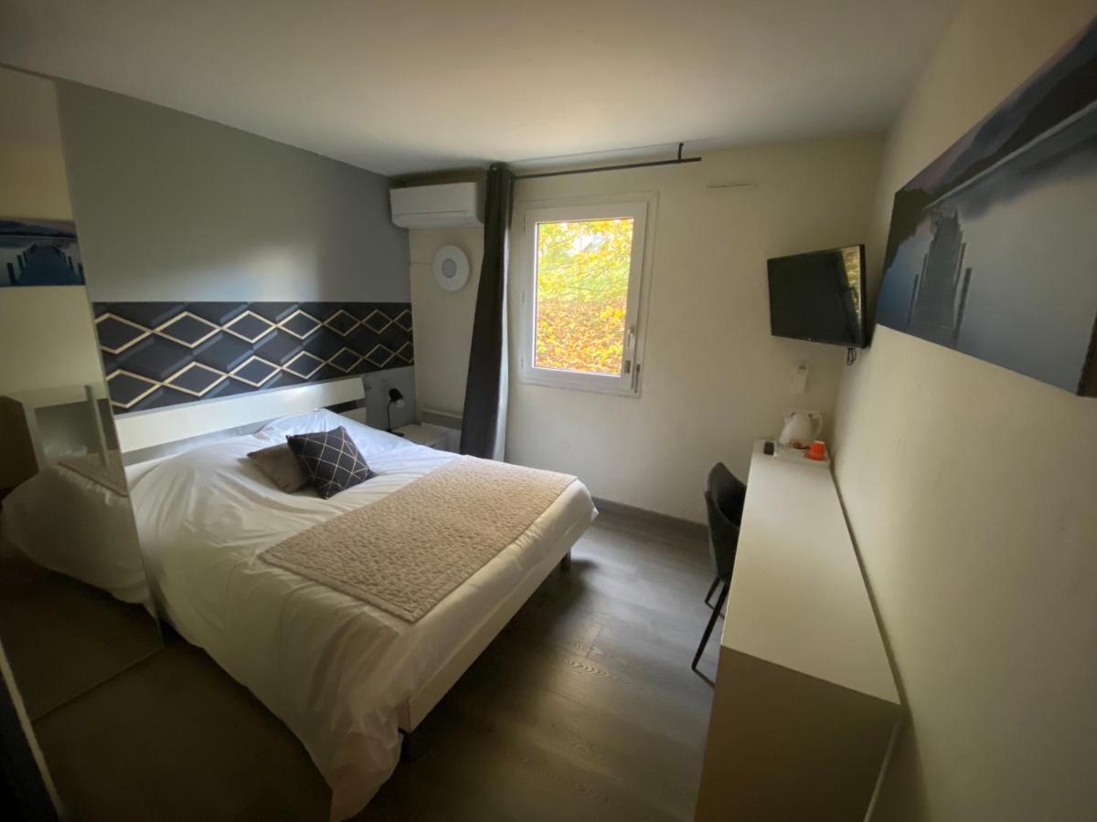 La Roseliere Hotel Saint-Quentin-Fallavier Eksteriør billede